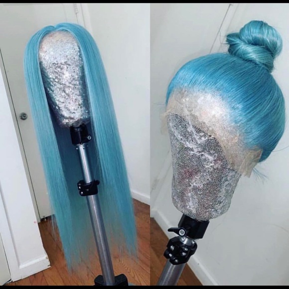 TURQUOISE FRONTAL WIG main image 2